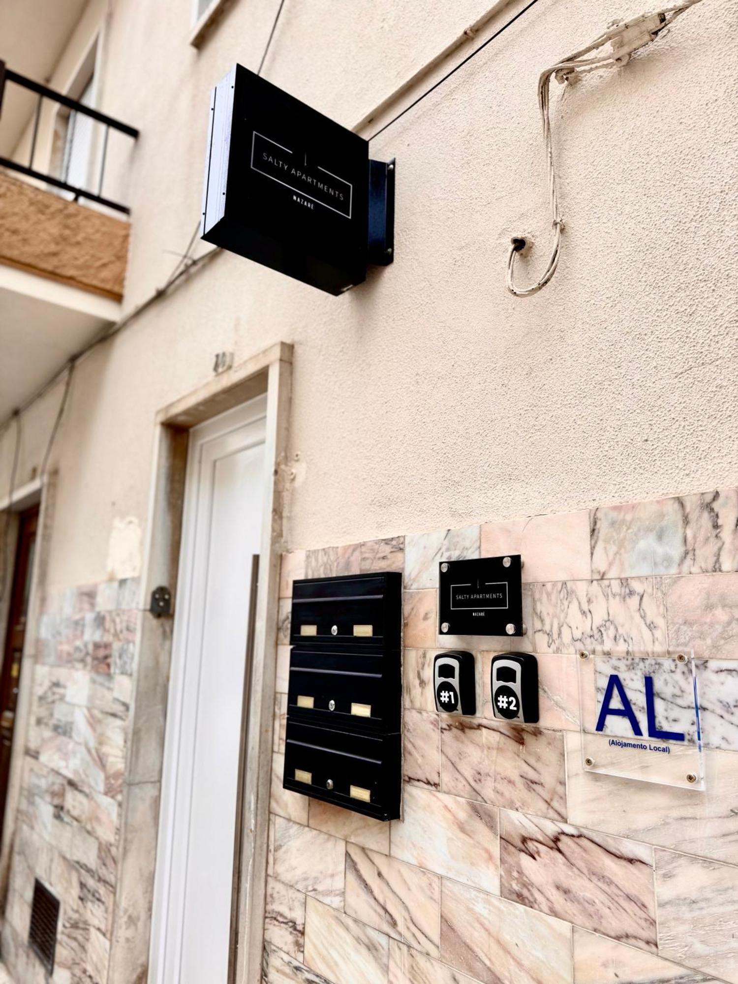 Salty Apartments Nazare Exterior photo
